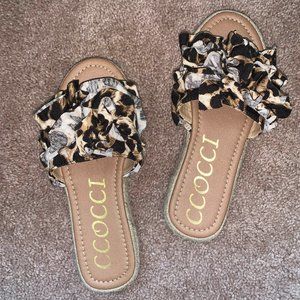 Cheetah ruffle, platform, espadrille slides. Sz 6